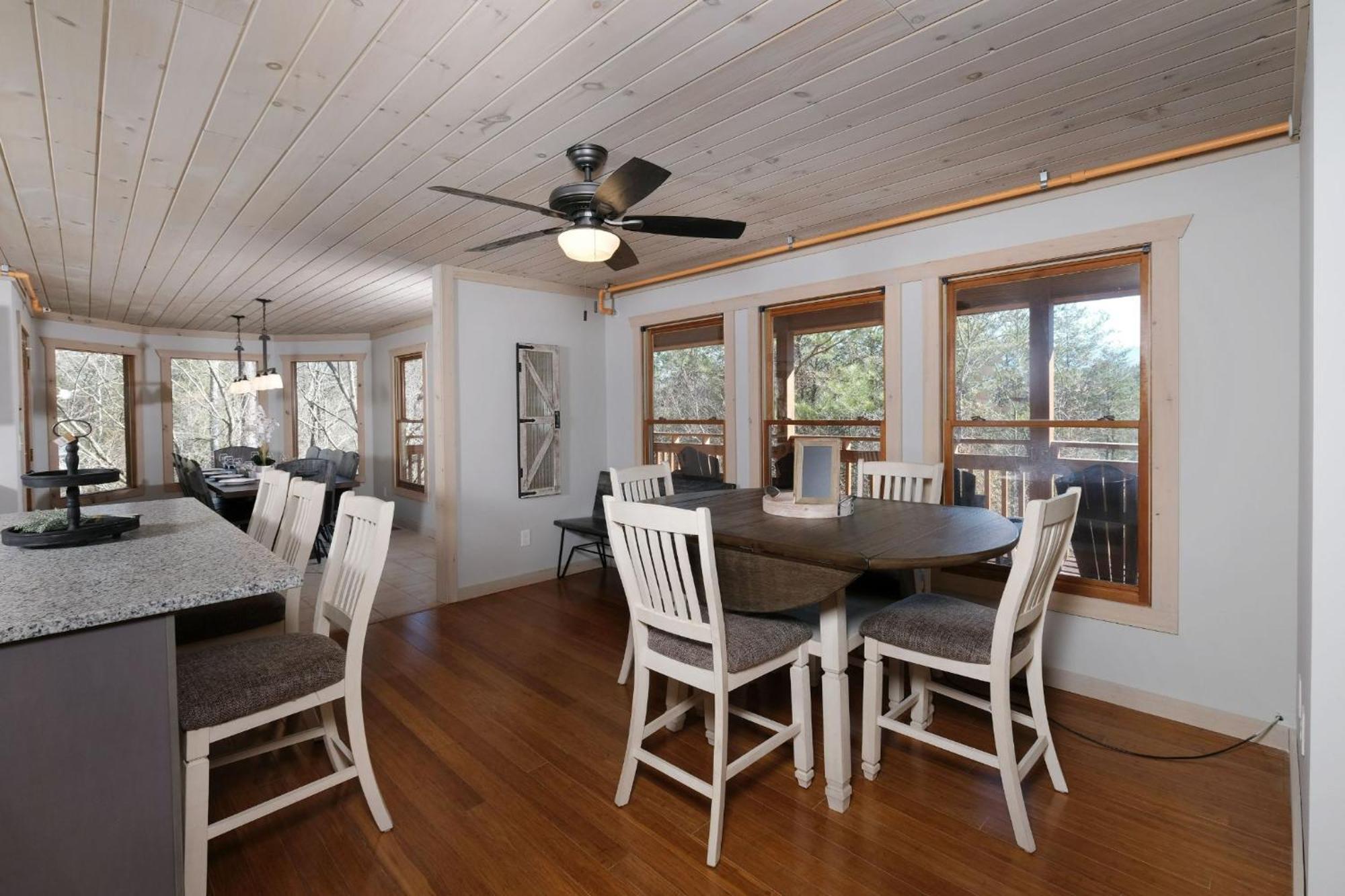 Rocky Top Lodge Gatlinburg Bagian luar foto
