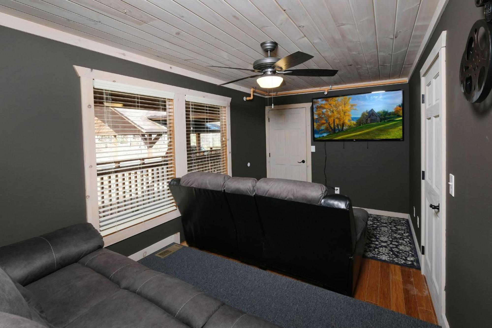 Rocky Top Lodge Gatlinburg Bagian luar foto